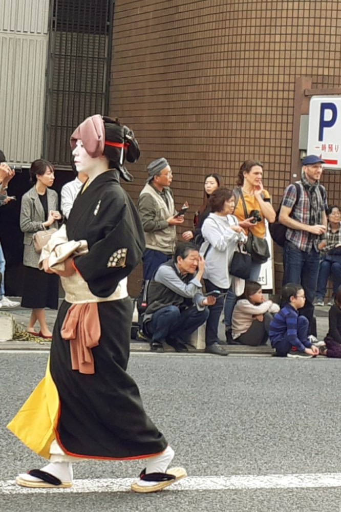 Don't mind me, just passing through